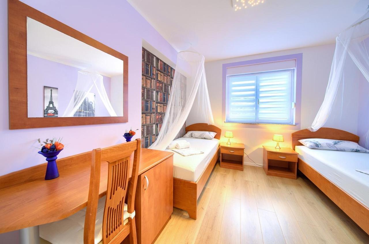 Apartman Bor Krk คิร์ก ภายนอก รูปภาพ